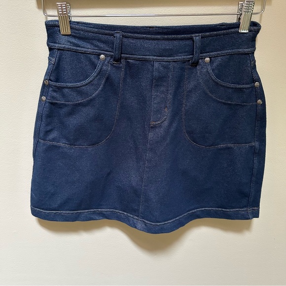 Athleta ~ Stretch Knit Bettona Classic Skort Skirt size XS in Indigo Denim - Picture 14 of 16